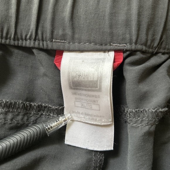 The North Face Men's XL Gray Belted Convertible Nylon Outdoor Hiking Cargo Pants - Picture 4 of 7